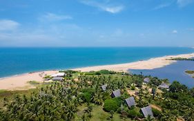 Elements Beach&Nature Resort